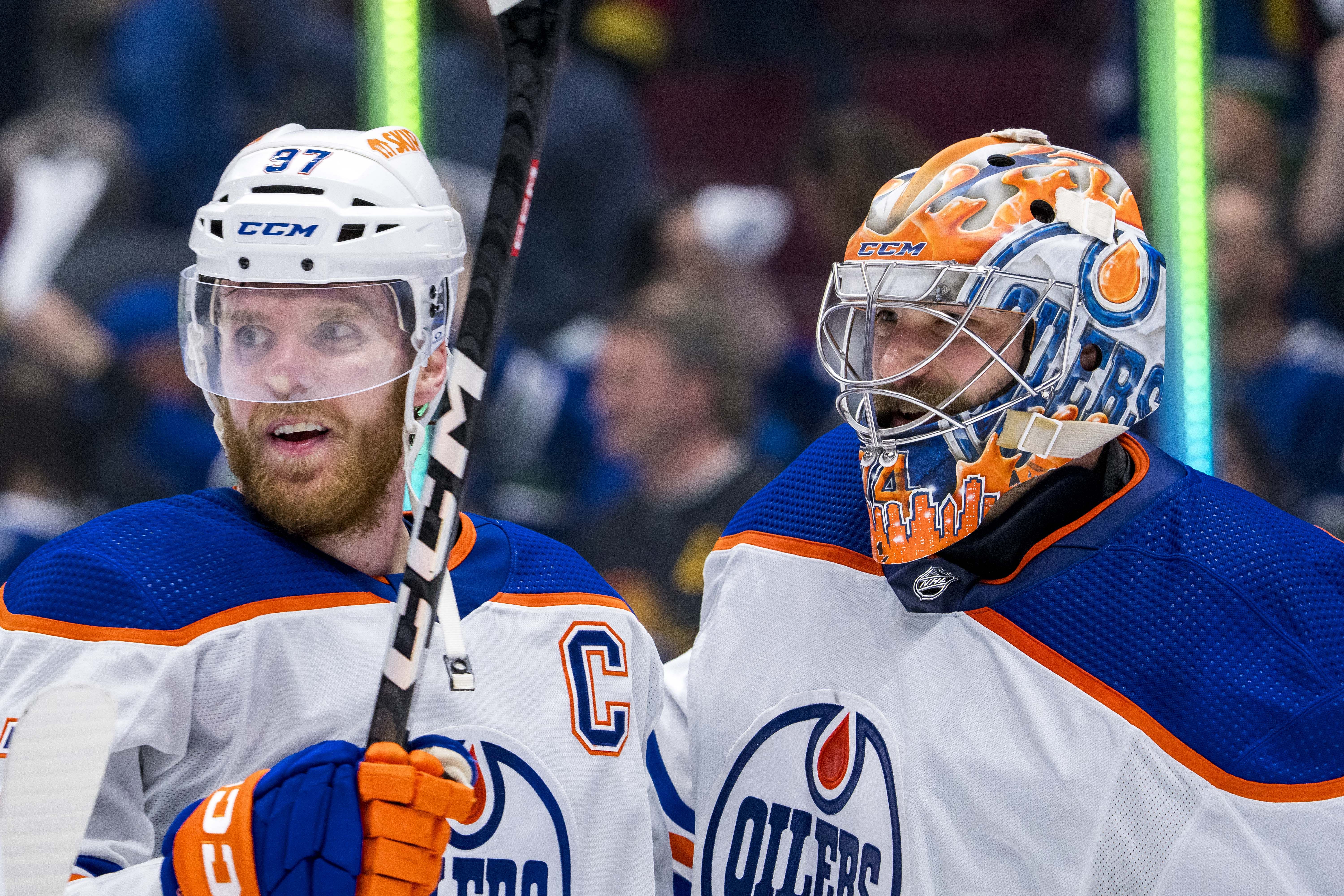Connor McDavid praised Skinner for his impressive performance in Game 3 against Dallas - Source: Imagn